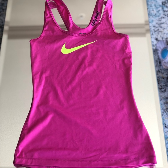 Nike Pro Dri-Fit - Picture 1 of 3